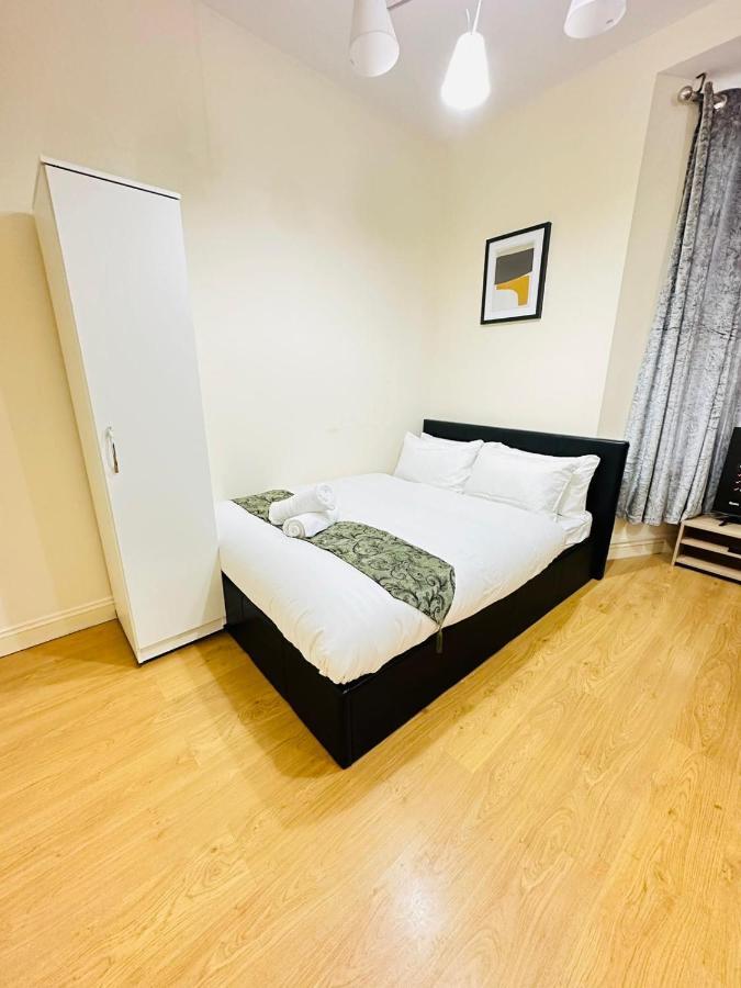 Appartamento Premium Studio Flat 02 Near Tower Bridge Londra Esterno foto