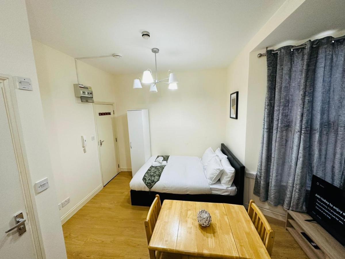 Appartamento Premium Studio Flat 02 Near Tower Bridge Londra Esterno foto