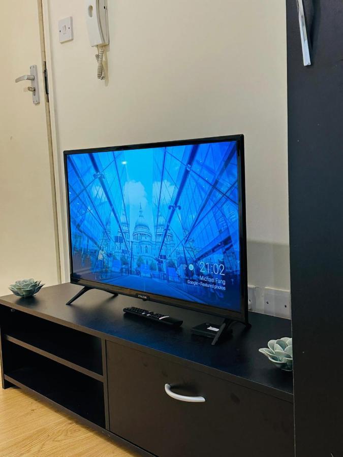 Appartamento Premium Studio Flat 02 Near Tower Bridge Londra Esterno foto